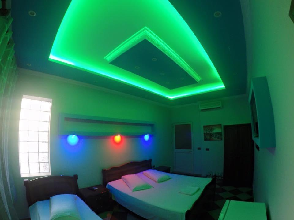 Boston Hotel Тирана Экстерьер фото