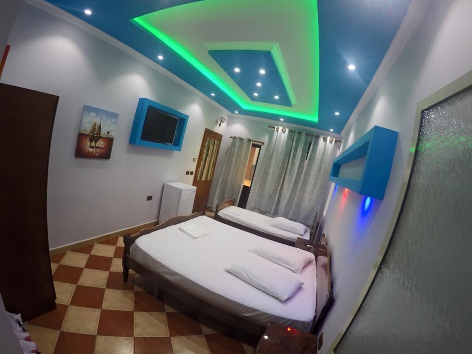 Boston Hotel Тирана Экстерьер фото